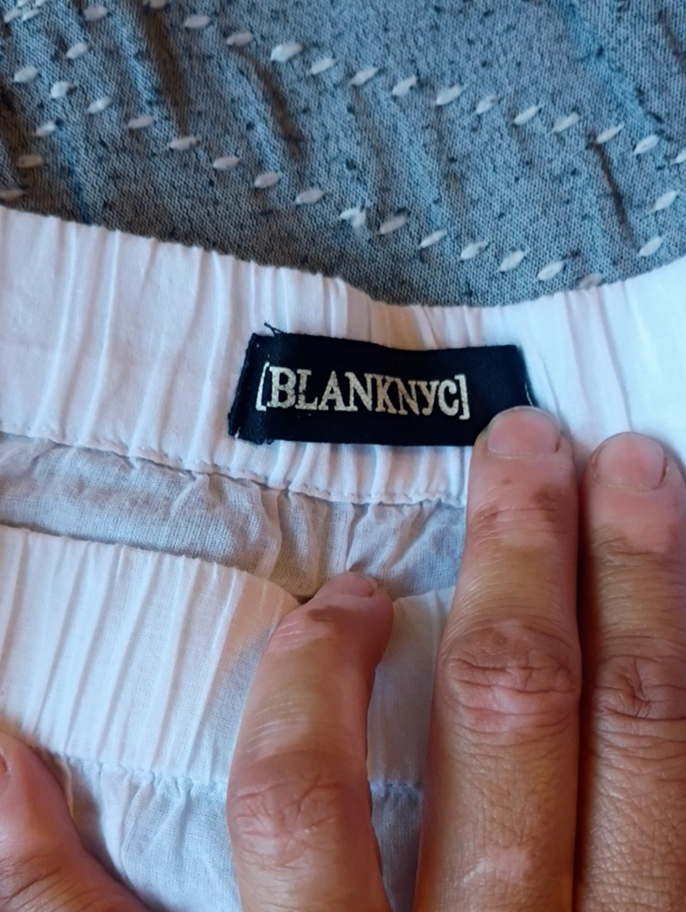 BLANKNYC Off‑Shoulder Embroidered Top - Picture 3 of 9